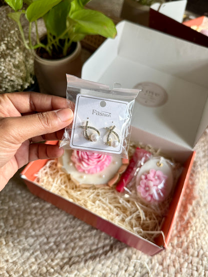 The Sister’s Bloom Box