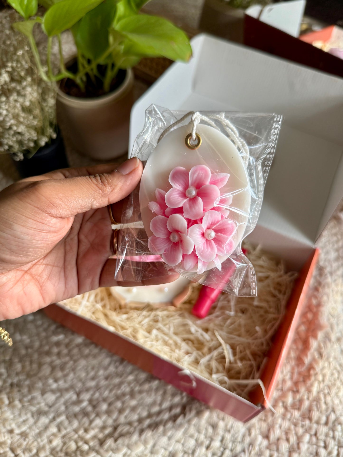 The Sister’s Bloom Box