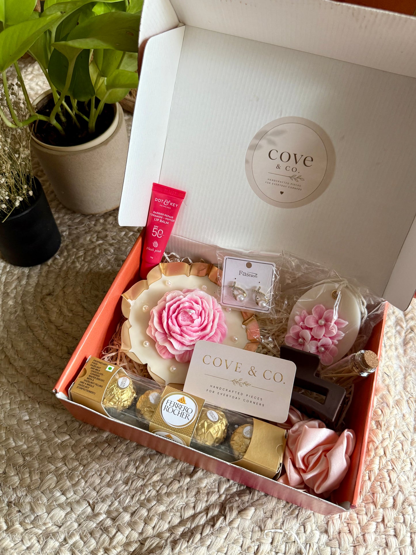 The Sister’s Bloom Box