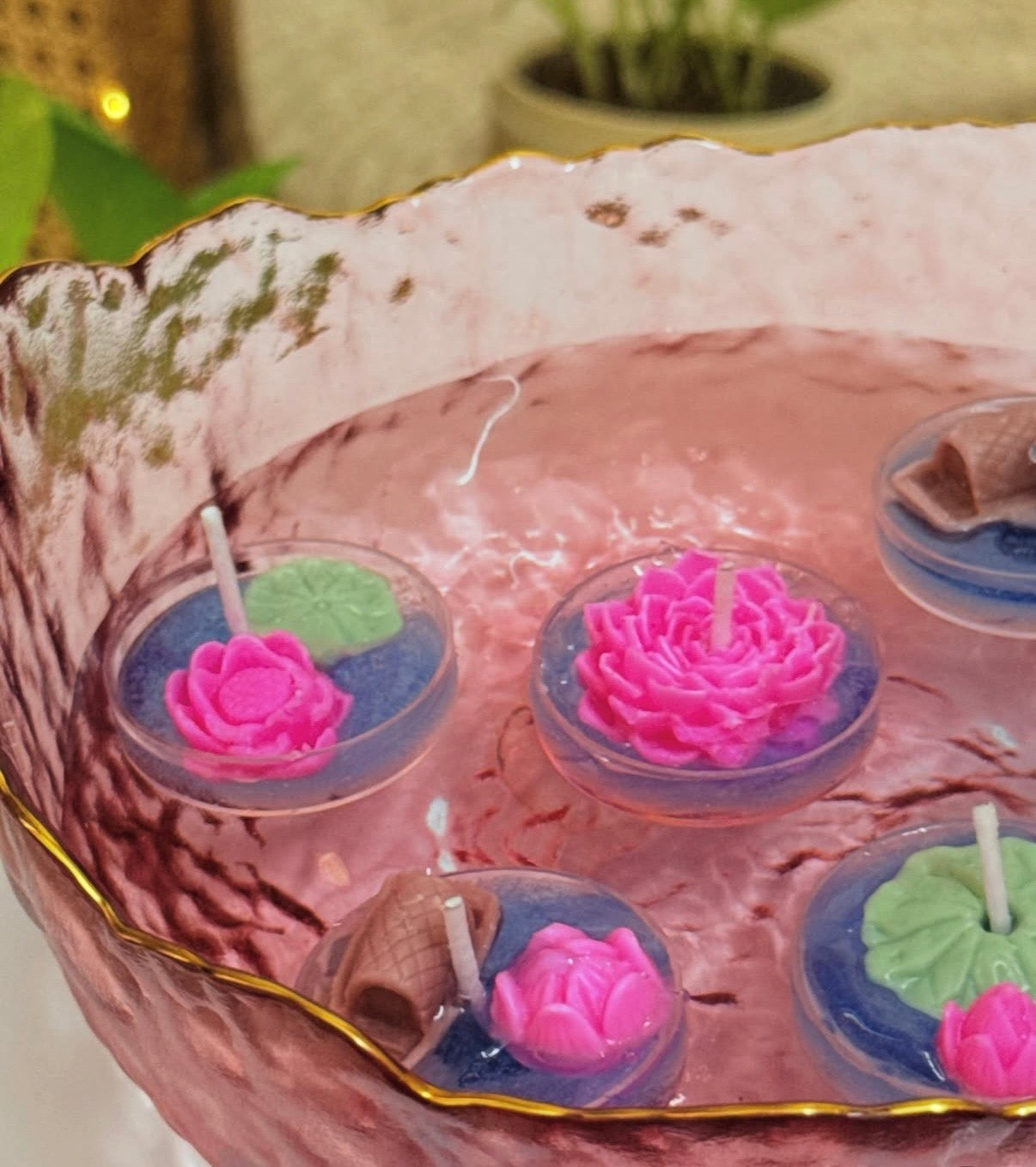 Floating Lotus Tealights