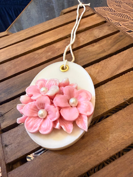 Pearl Bloom