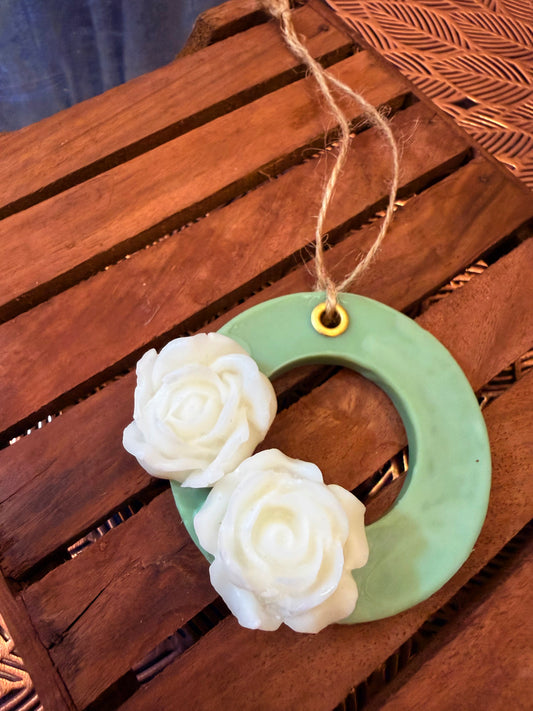 Ivory Wreath